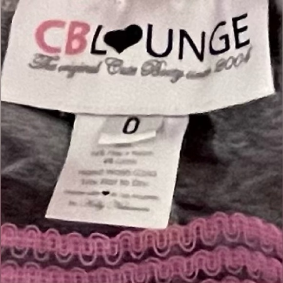 Cute booty Lounge 🩷🩷 - Picture 5 of 9